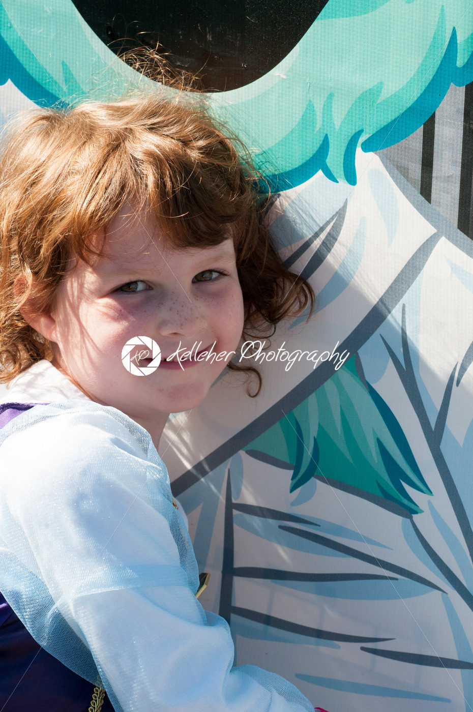 Close up Portrait of young girl outside - Kelleher Photography Store