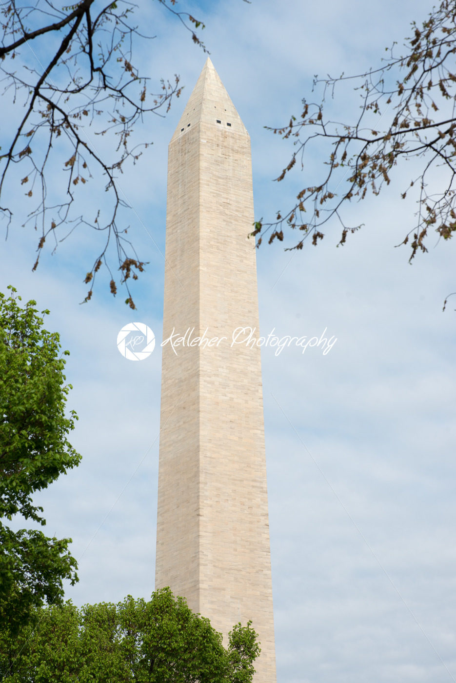 WASHINGTON, DISTRICT OF COLUMBIA – APRIL 14: View of the Washington Monument on April 14, 2017 - Kelleher Photography Store