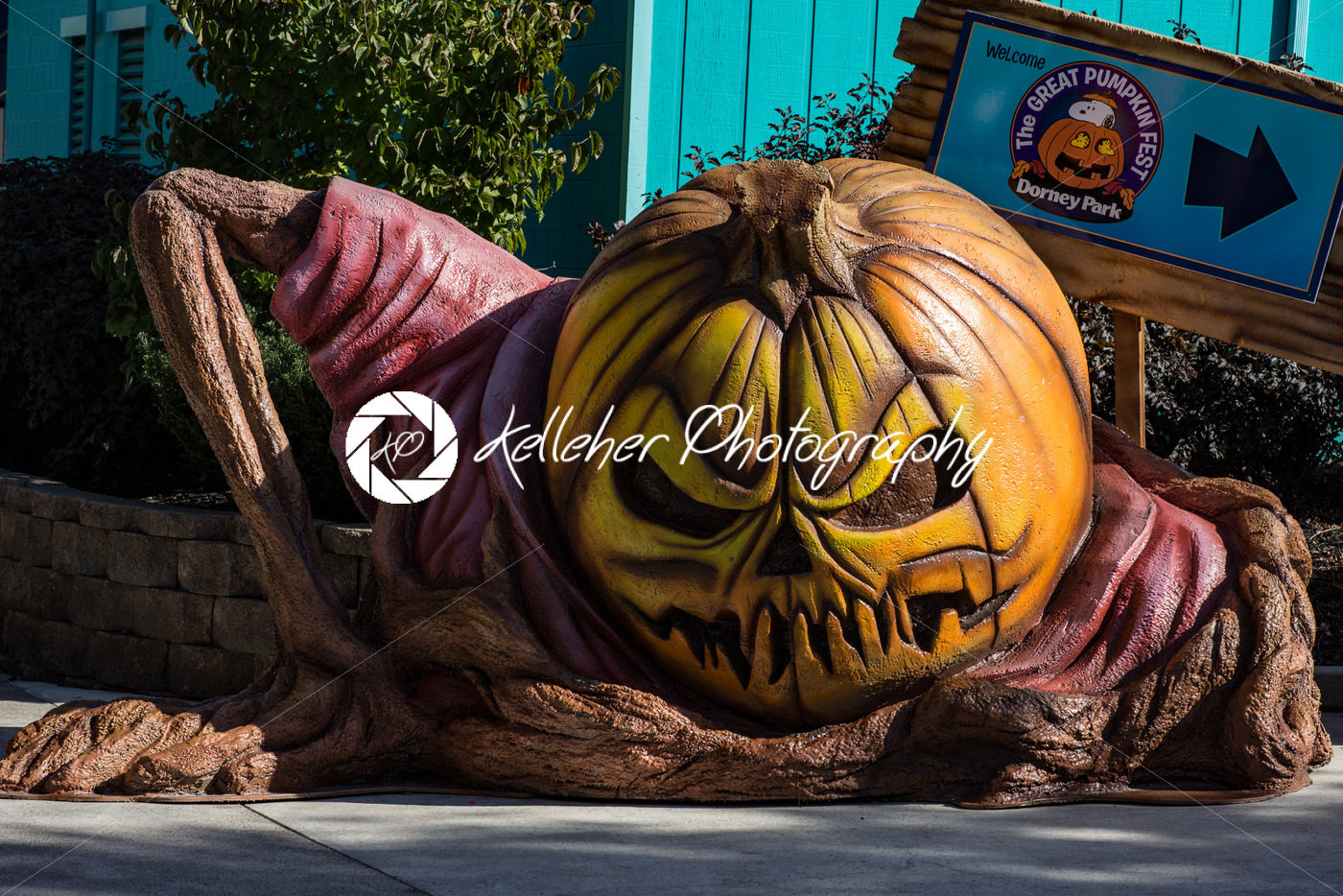 ALLENTOWN, PA – OCTOBER 22: Halloween Decorations at Dorney Park in Allentown, Pennsylvania - Kelleher Photography Store
