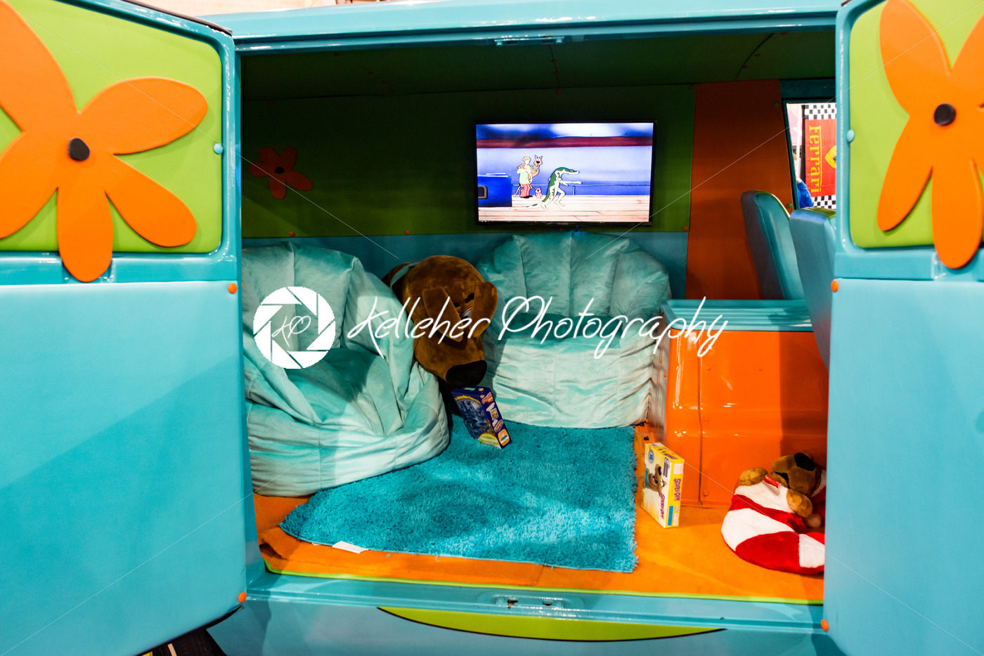 PHILADELPHIA, PA – Feb 3: Scooby Doo Mystery Time Machine Van at the 2018 Philadelphia Auto Show - Kelleher Photography Store