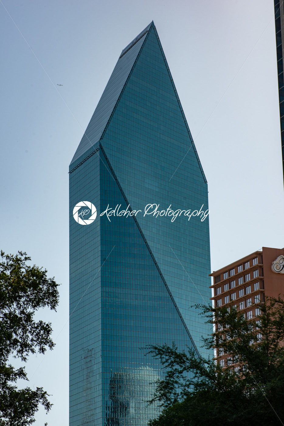 Dallas, Texas – May 7, 2018: Fountain Place in Dallas, Texas against blue sky - Kelleher Photography Store